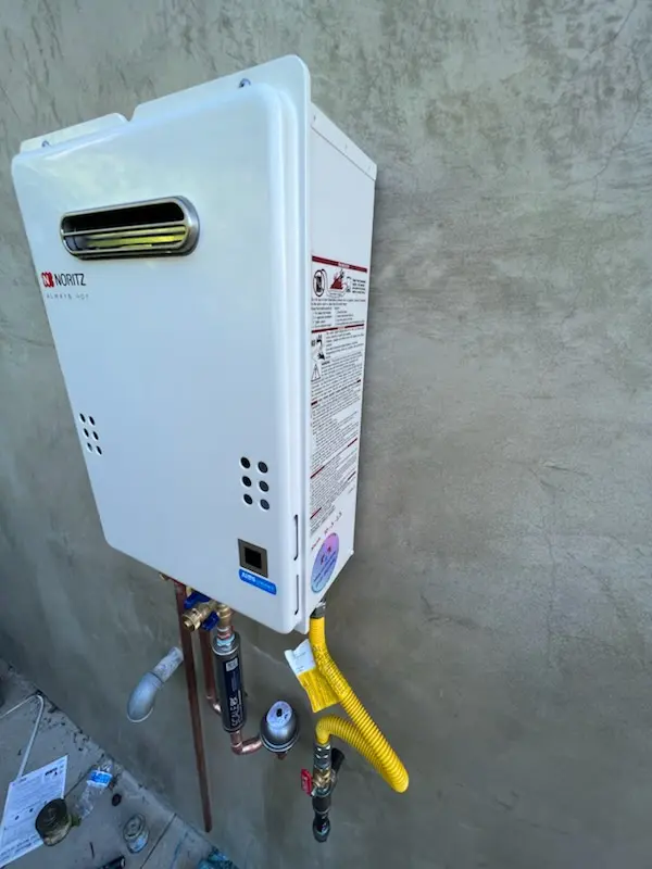 Tankless water heater installation for Glendover Park homes